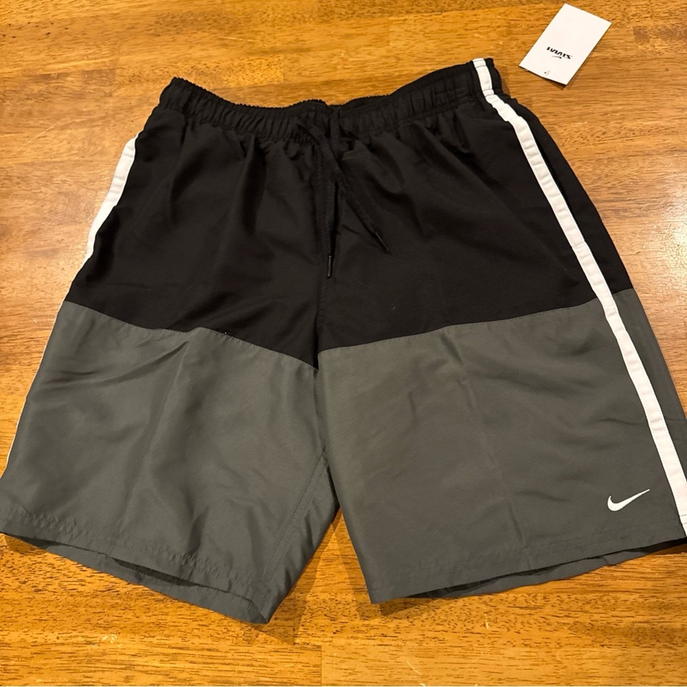NIKE Mens Black Gray Mesh Lined Split Swim Volley Shorts Small NESSA568 001 New